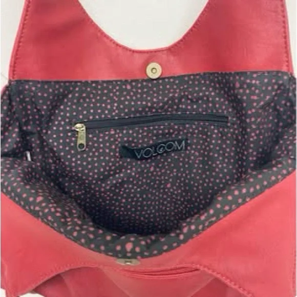 volcom bag - Picture 2 of 2